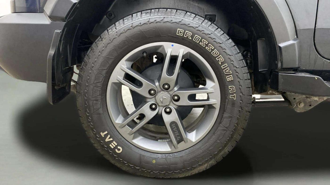 2024 Mahindra Thar LX D 4*4 MT HT, Diesel, Manual, 15,146 km, Right Rear Wheel