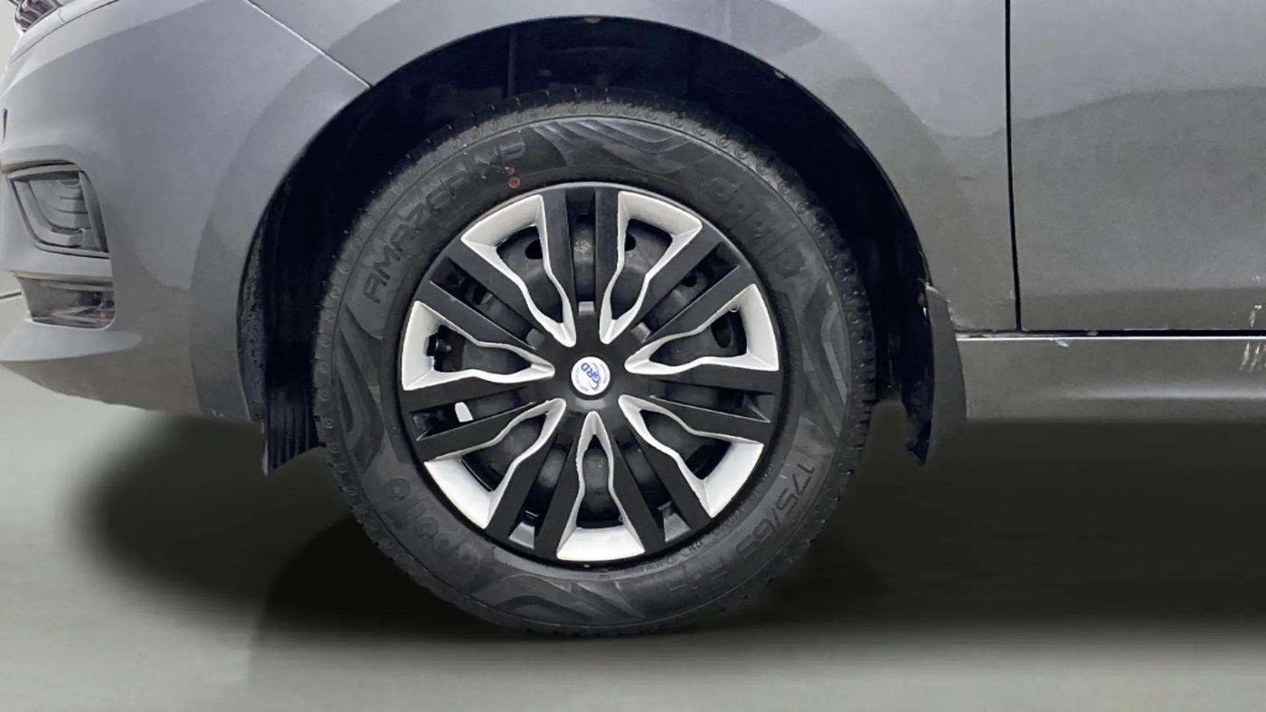 2021 Tata Tiago XT PETROL, Petrol, Manual, 9,100 km, Left Front Wheel