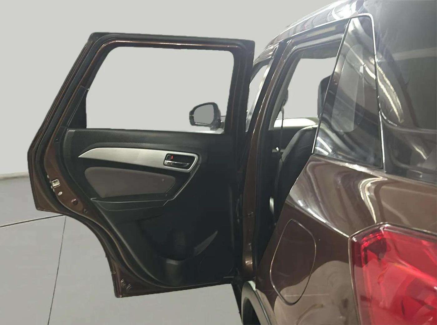 2021 Toyota URBAN CRUISER PREMIUM GRADE MT DUAL TONE, Petrol, Manual, 8,419 km, LHS Rear Door