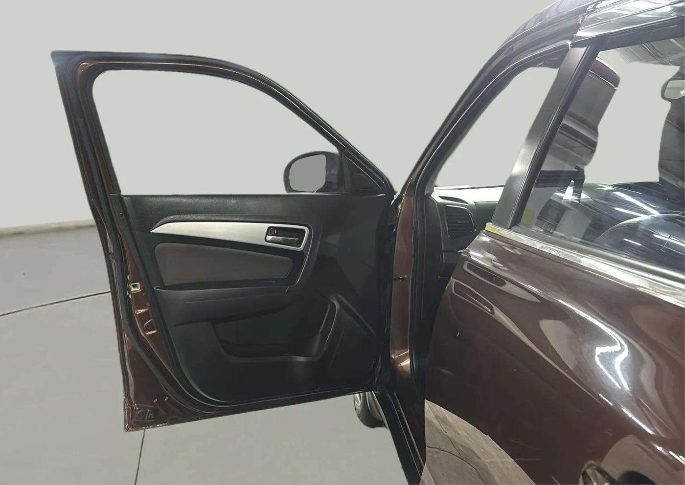 2021 Toyota URBAN CRUISER PREMIUM GRADE MT DUAL TONE, Petrol, Manual, 8,419 km, LHS Front Door