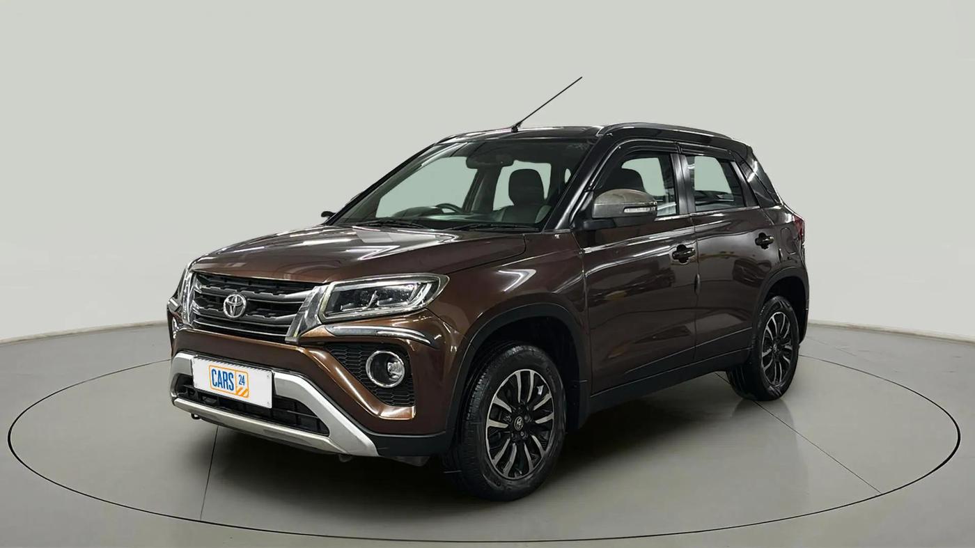 2021 Toyota URBAN CRUISER PREMIUM GRADE MT DUAL TONE, Petrol, Manual, 8,419 km, Left Front Diagonal
