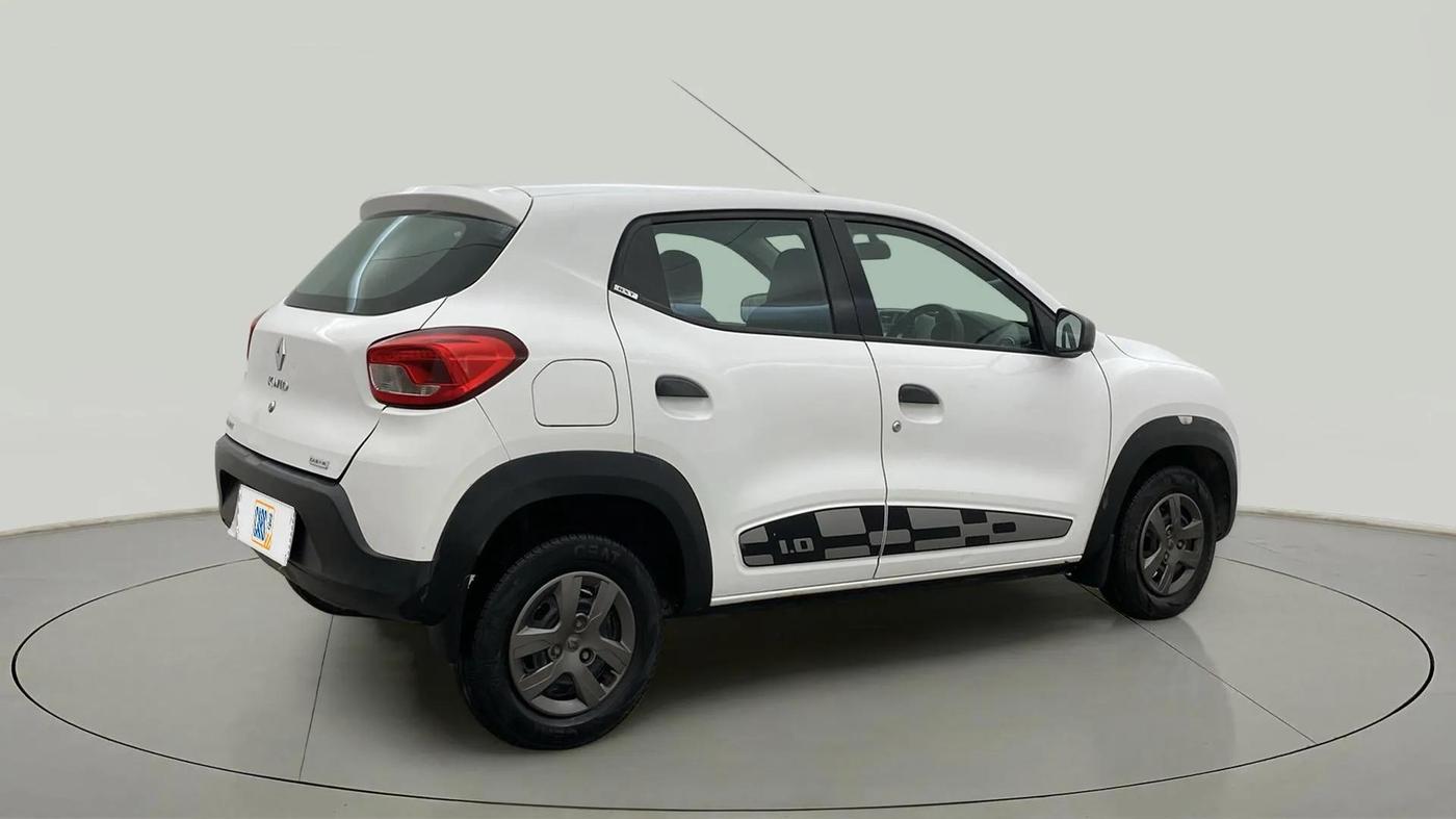 2017 Renault Kwid RXT 1.0 AMT (O), Petrol, Automatic, 33,696 km, Right Back Diagonal