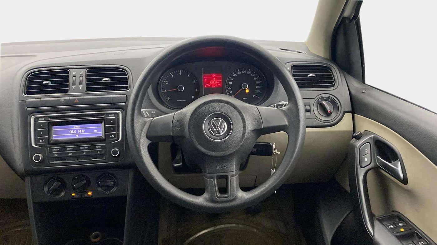 2014 Volkswagen Polo COMFORTLINE 1.2L, Petrol, Manual, 65,141 km, Steering Wheel Close Up