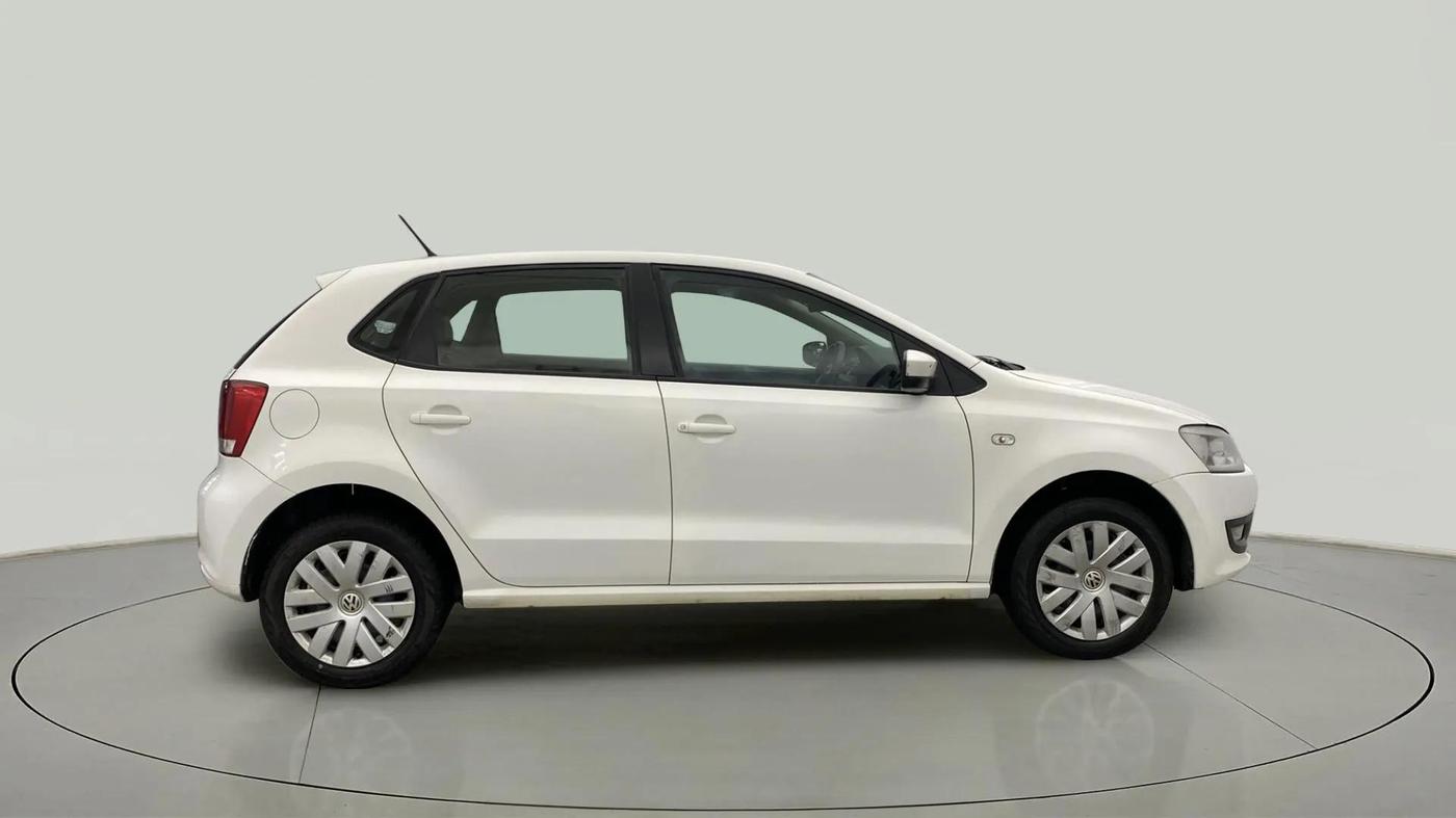 2014 Volkswagen Polo COMFORTLINE 1.2L, Petrol, Manual, 65,141 km, Right Side View
