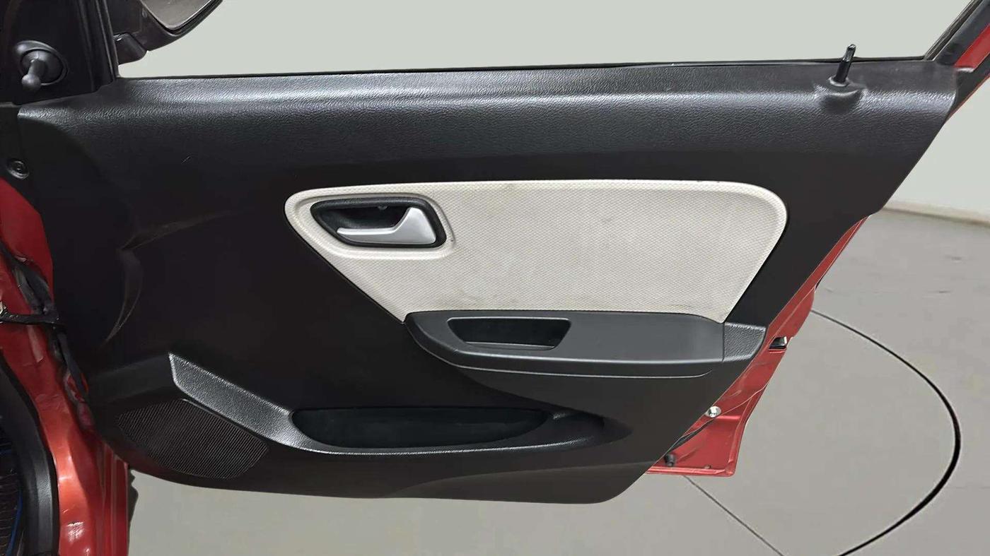 2020 Maruti Alto VXI, Petrol, Manual, 6,081 km, Driver Side Door Panels Control