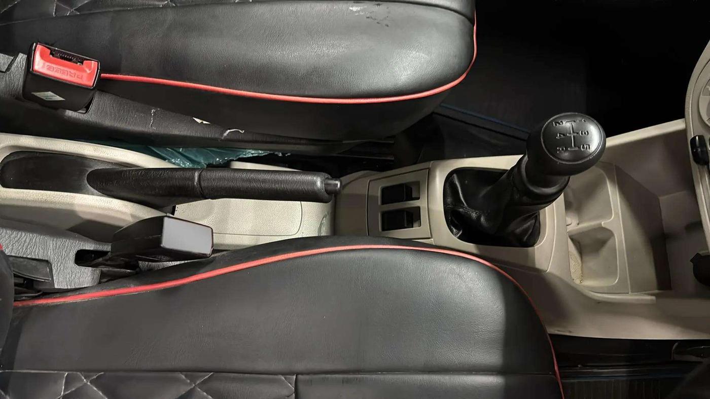2020 Maruti Alto VXI, Petrol, Manual, 6,081 km, Gear Lever