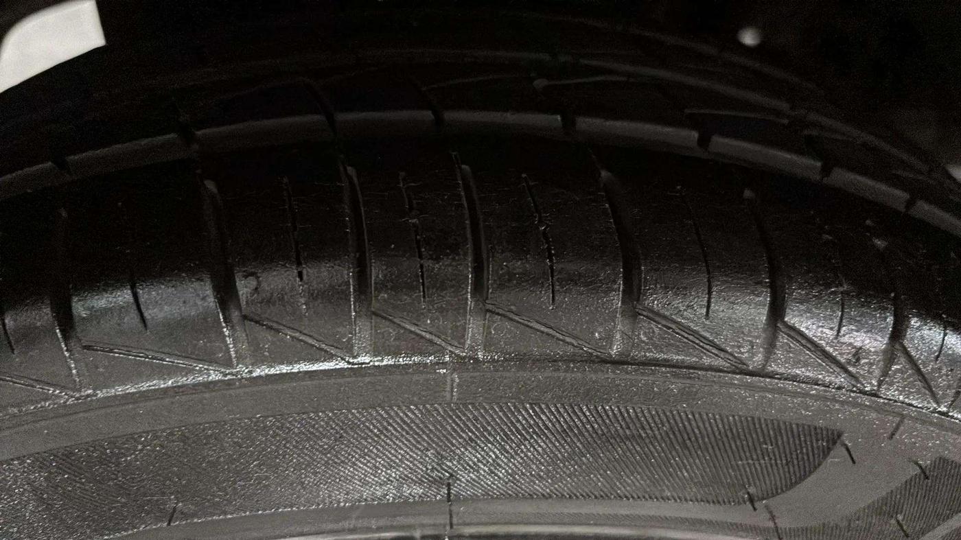 2020 Maruti Alto VXI, Petrol, Manual, 6,081 km, Right Rear Tyre Tread