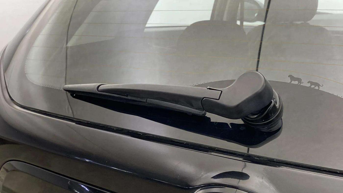 2022 Tata NEXON XZ PLUS (PREMIUM) KAZIRANGA PETROL, Petrol, Manual, 44,432 km, Rear Wiper