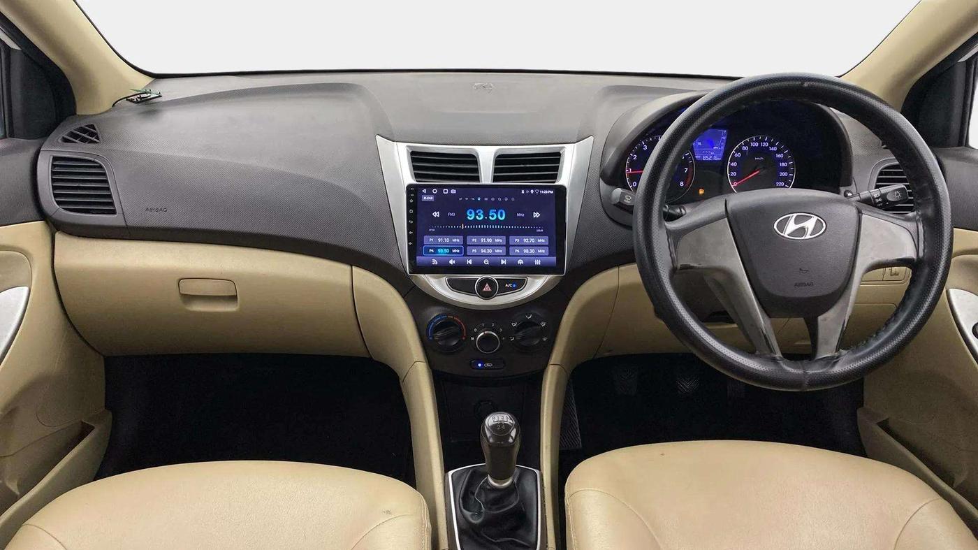 2016 Hyundai Verna 1.4 VTVT, Petrol, Manual, 85,218 km, Dashboard