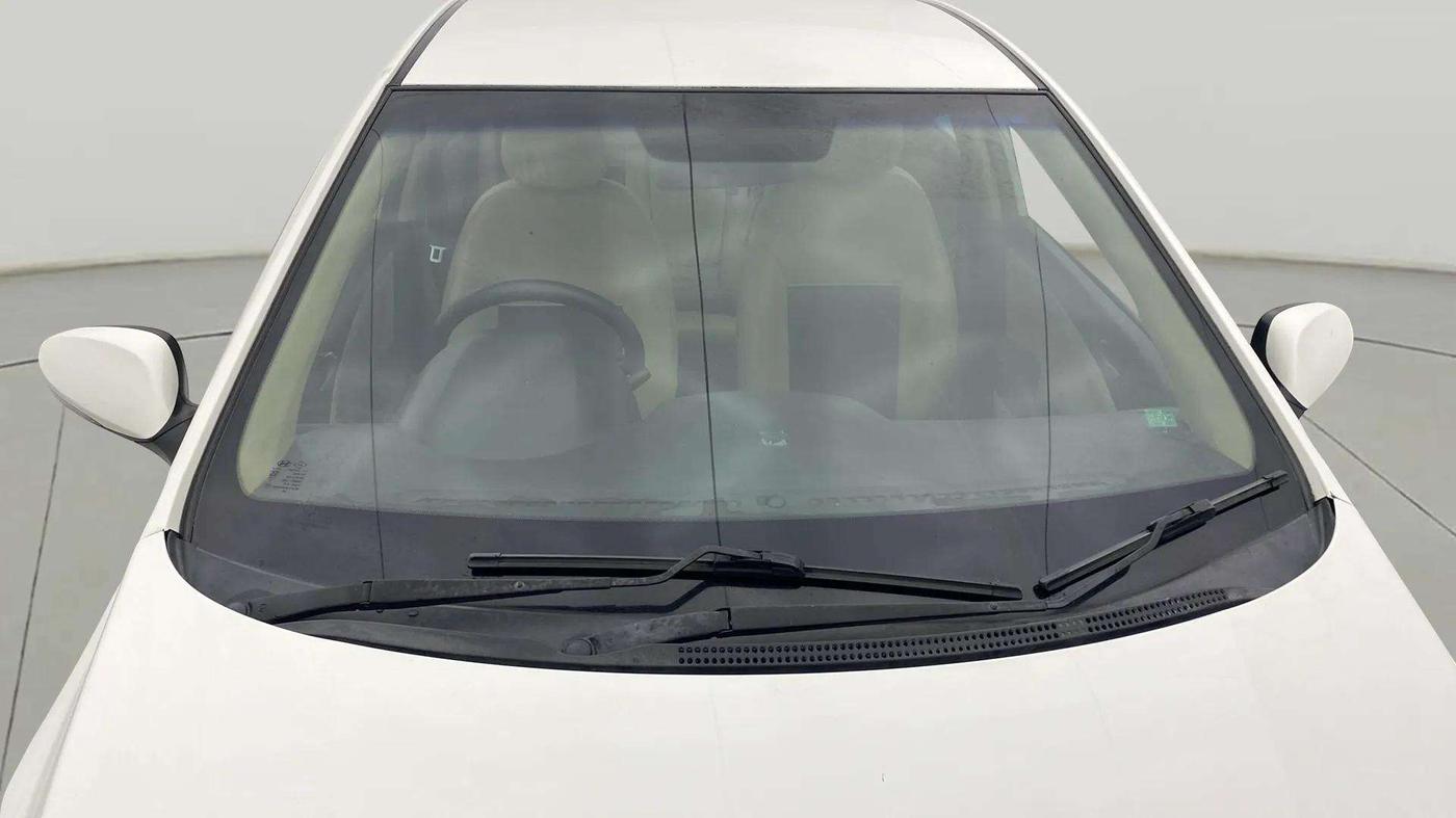 2016 Hyundai Verna 1.4 VTVT, Petrol, Manual, 85,218 km, Front Windshield