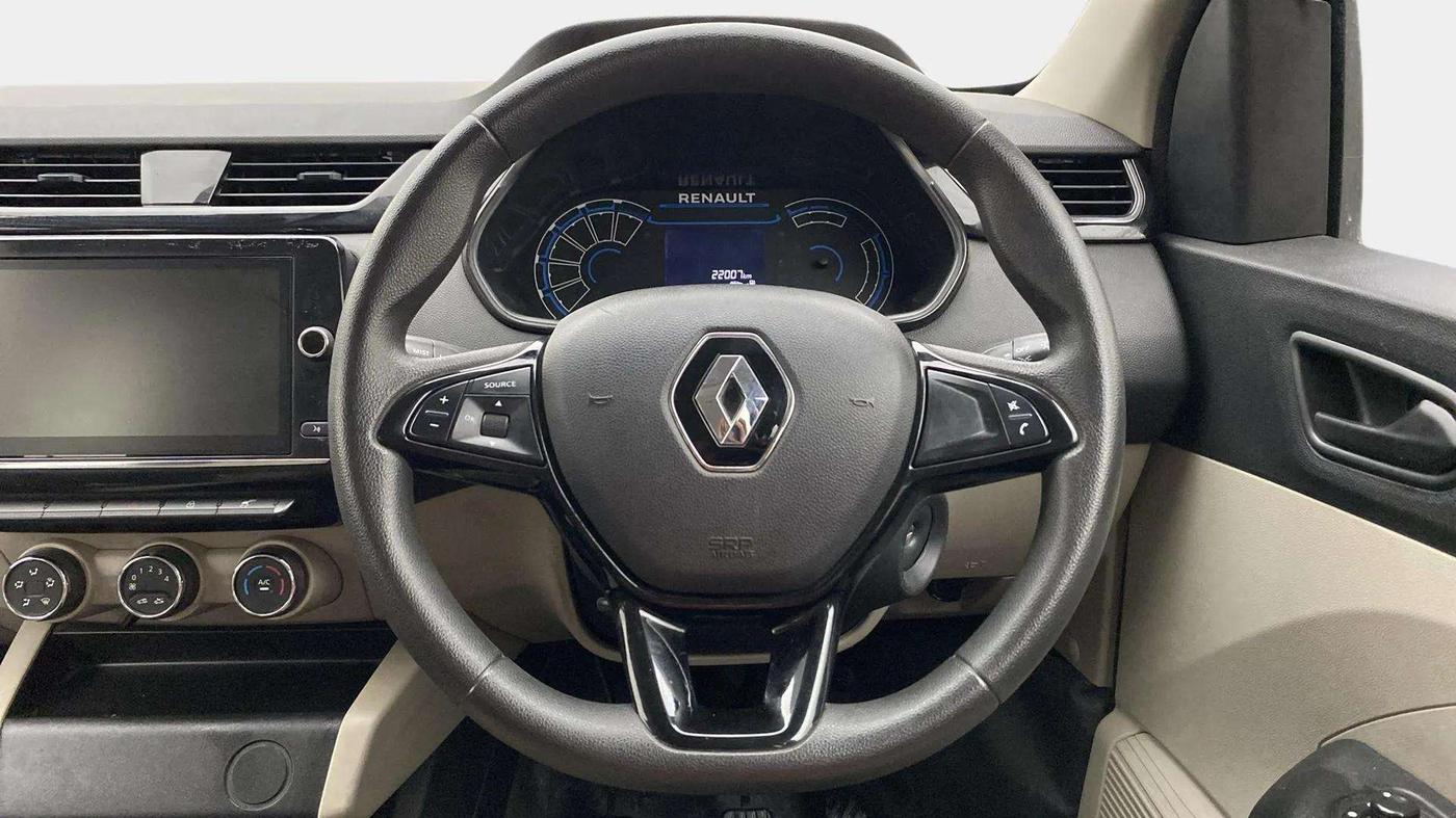 2023 Renault TRIBER RXT, Petrol, Manual, 22,640 km, Steering Wheel Close Up