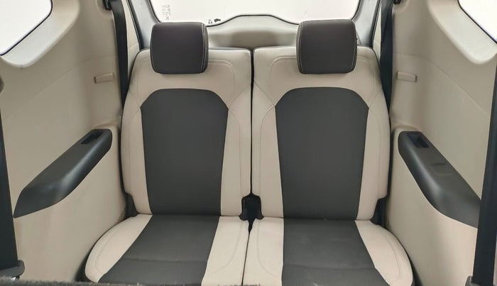 2023 Renault TRIBER RXT, Petrol, Manual, 21,982 km, Third Seat Row ( optional )