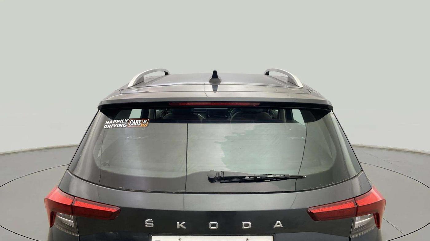 2023 Skoda KUSHAQ AMBITION 1.5 TSI DSG, Petrol, Automatic, 27,065 km, Rear Windshield
