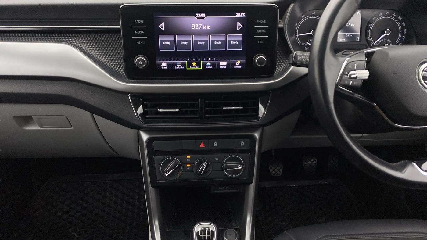 2022 Skoda KUSHAQ AMBITION 1.0L TSI MT, Petrol, Manual, 15,094 km, Air Conditioner
