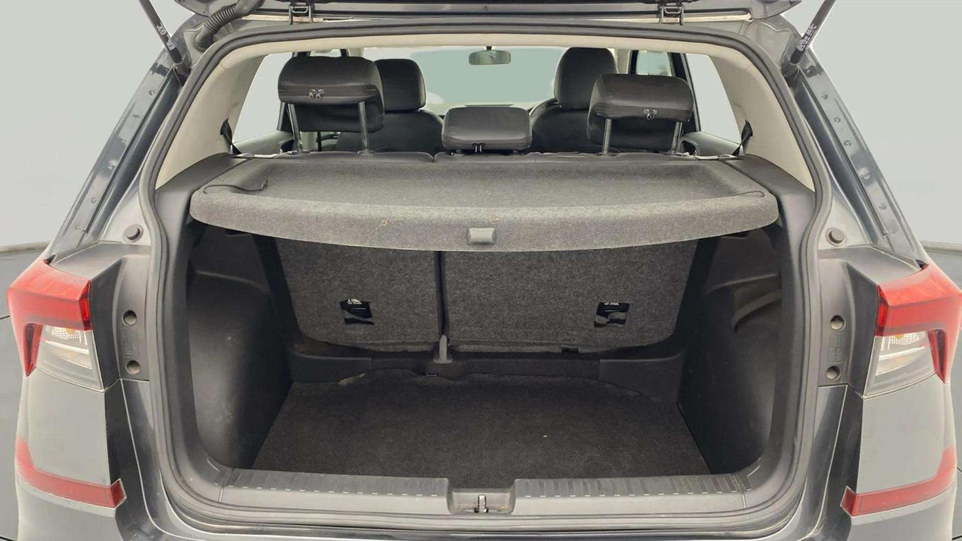 2022 Skoda KUSHAQ AMBITION 1.0L TSI MT, Petrol, Manual, 15,094 km, Boot Open Zoomed View