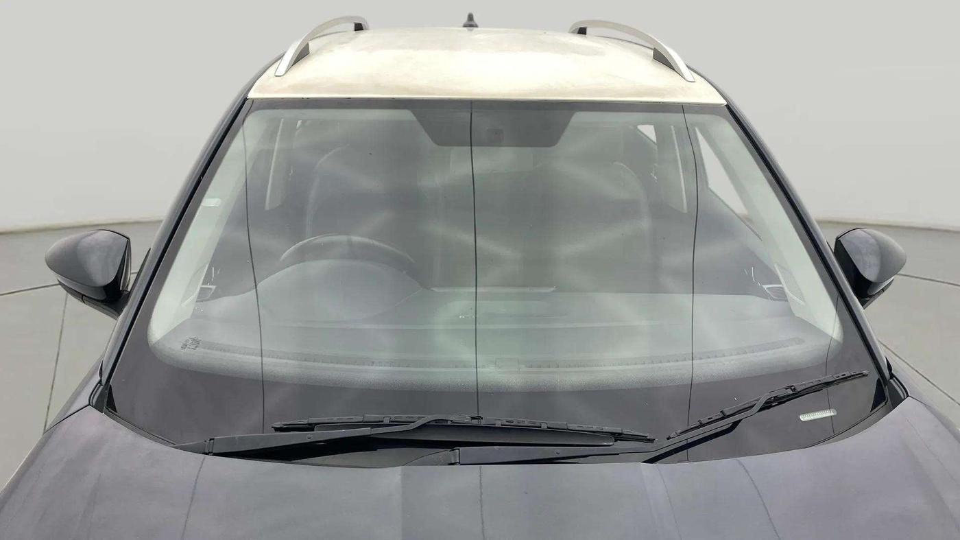 2022 Skoda KUSHAQ AMBITION 1.0L TSI MT, Petrol, Manual, 15,094 km, Front Windshield