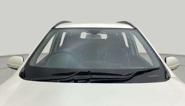 2020 Mahindra XUV500 W7, Diesel, Manual, 95,073 km, Front Windshield