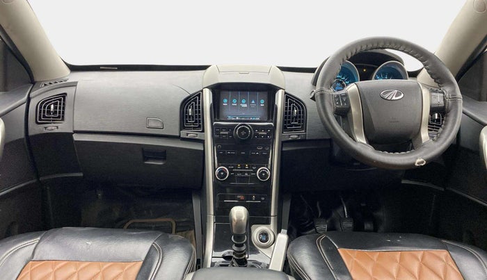 2020 Mahindra XUV500 W7, Diesel, Manual, 95,073 km, Dashboard