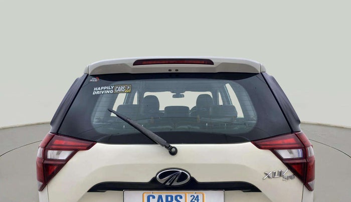 2020 Mahindra XUV500 W7, Diesel, Manual, 95,073 km, Rear Windshield