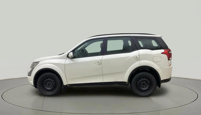 2020 Mahindra XUV500 W7, Diesel, Manual, 95,073 km, Left Side