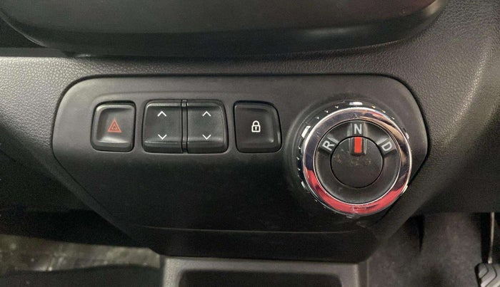 2018 Renault Kwid RXT 1.0 AMT, Petrol, Automatic, 6,098 km, Gear Lever