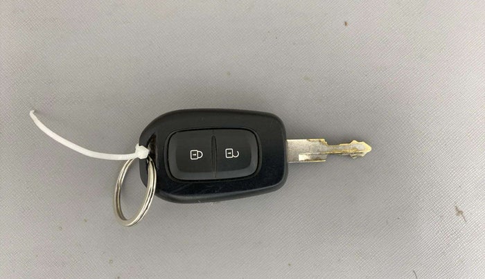 2018 Renault Kwid RXT 1.0 AMT, Petrol, Automatic, 6,098 km, Key Close Up