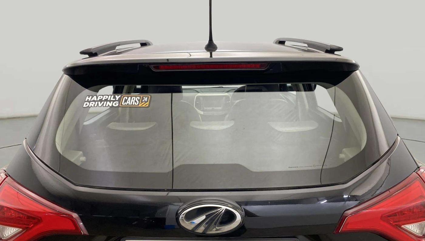 2019 Mahindra XUV300 W6 1.5 DIESEL, Diesel, Manual, 99,926 km, Rear Windshield