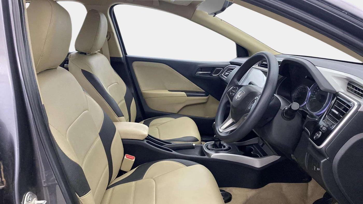 2018 Honda City 1.5L I-VTEC V MT, Petrol, Manual, 48,459 km, Right Side Front Door Cabin