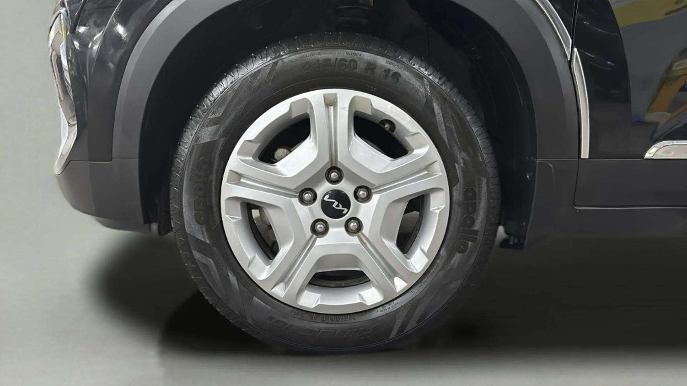 2022 KIA SONET HTK PLUS 1.0 IMT, Petrol, Manual, 39,809 km, Left Front Wheel
