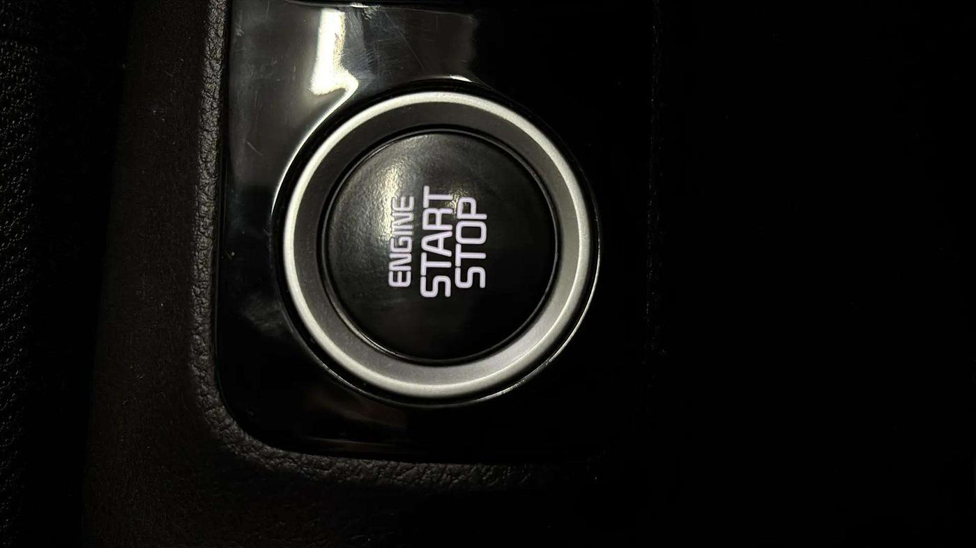 2022 KIA SONET HTK PLUS 1.0 IMT, Petrol, Manual, 39,809 km, Keyless Start/ Stop Button