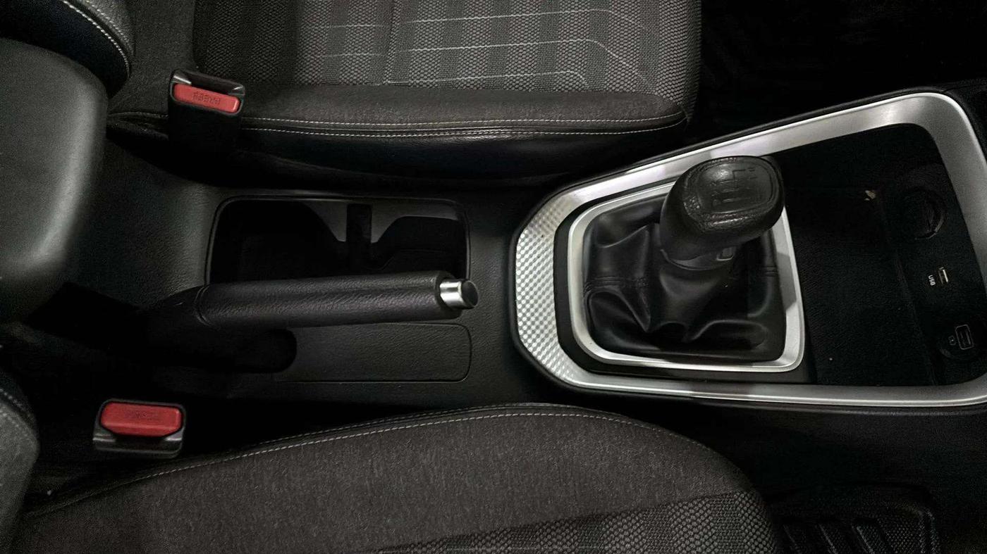 2022 KIA SONET HTK PLUS 1.0 IMT, Petrol, Manual, 39,809 km, Gear Lever