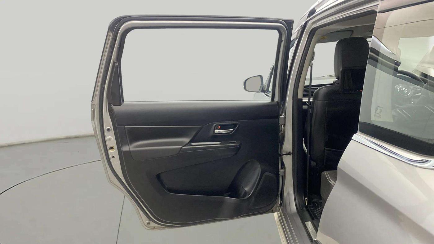 2022 Maruti XL6 ALPHA AT, Petrol, Automatic, 90,841 km, LHS Rear Door