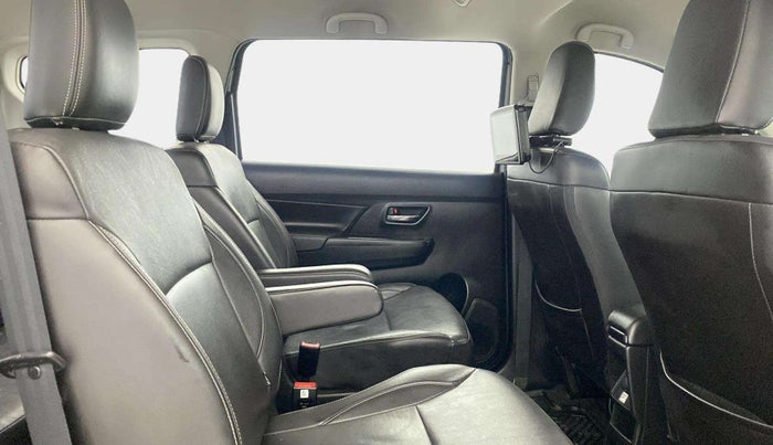 2022 Maruti XL6 ALPHA AT, Petrol, Automatic, 90,841 km, Right Side Rear Door Cabin