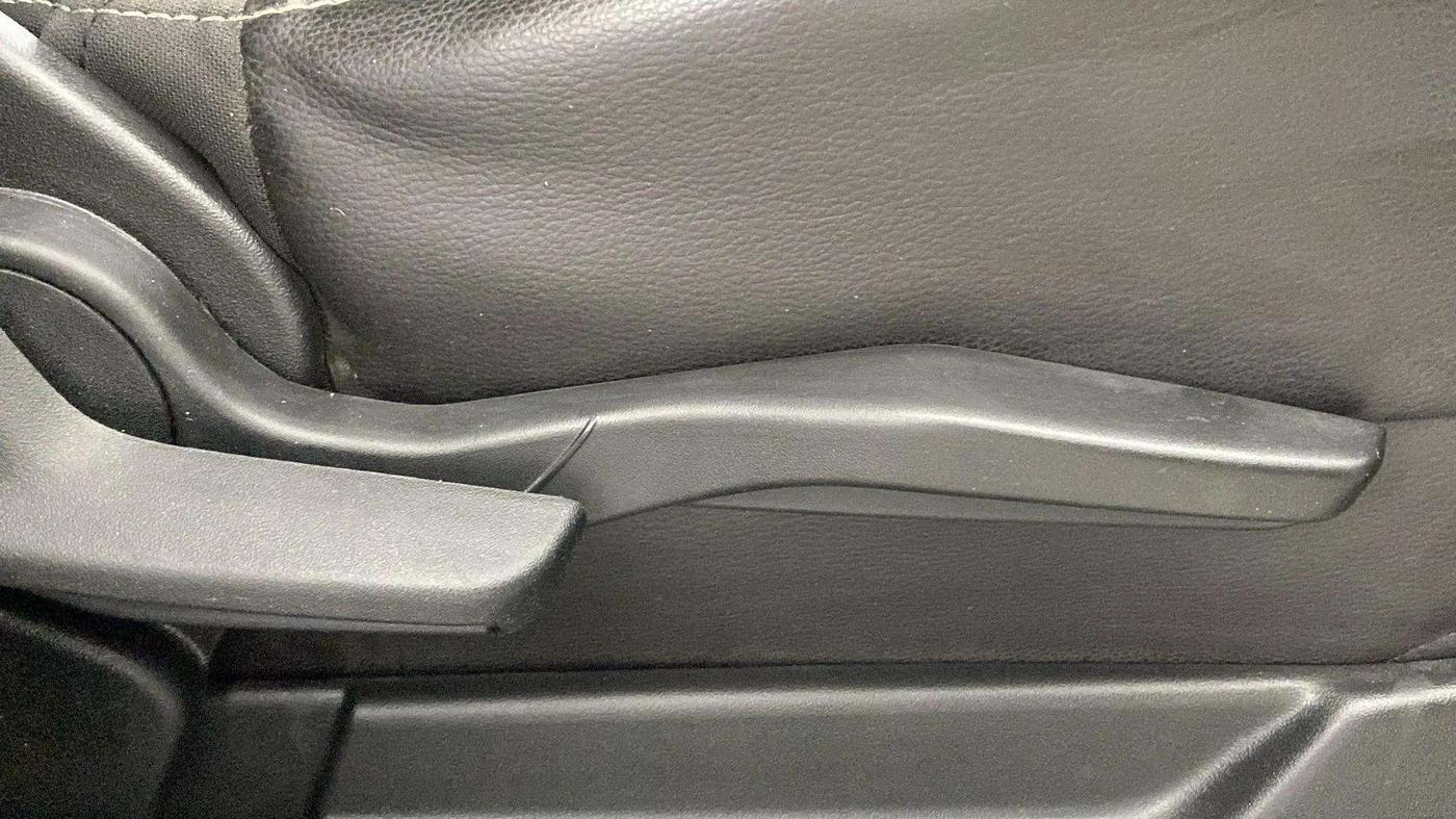 2022 Maruti XL6 ALPHA AT, Petrol, Automatic, 90,841 km, Driver Side Adjustment Panel