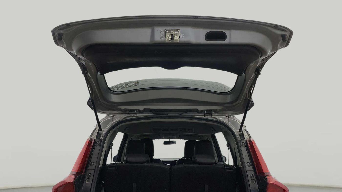 2022 Maruti XL6 ALPHA AT, Petrol, Automatic, 90,841 km, Boot Door Open