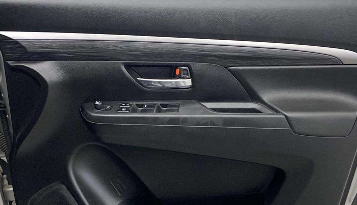 2022 Maruti XL6 ALPHA AT, Petrol, Automatic, 90,841 km, Driver Side Door Panels Control