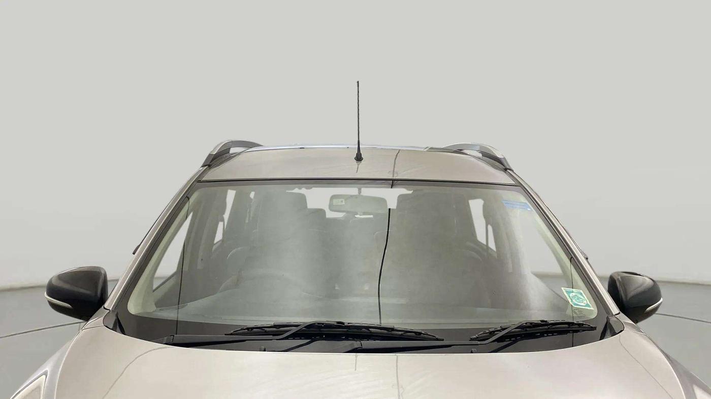 2022 Maruti XL6 ALPHA AT, Petrol, Automatic, 90,841 km, Front Windshield