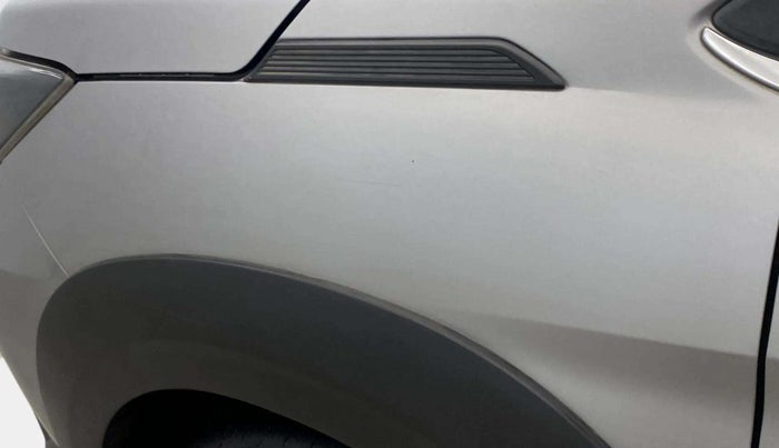 2022 Maruti XL6 ALPHA AT, Petrol, Automatic, 90,841 km, Left fender - Minor scratches