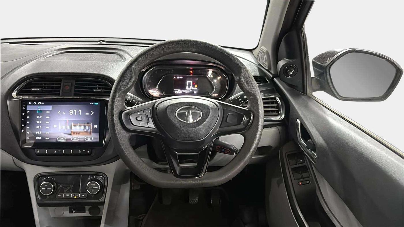 2020 Tata Tiago XZ PLUS PETROL, Petrol, Manual, 29,057 km, Steering Wheel Close Up