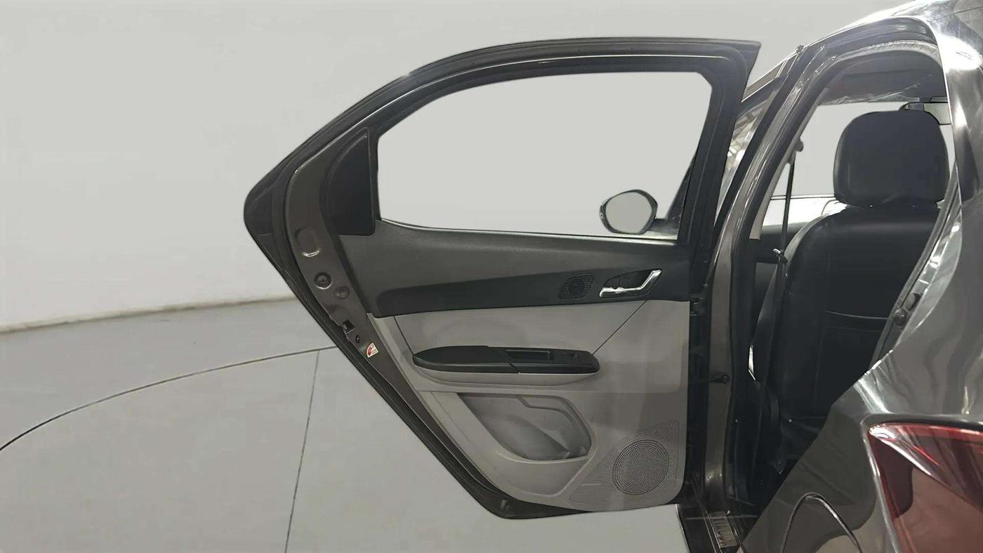 2020 Tata Tiago XZ PLUS PETROL, Petrol, Manual, 29,057 km, LHS Rear Door