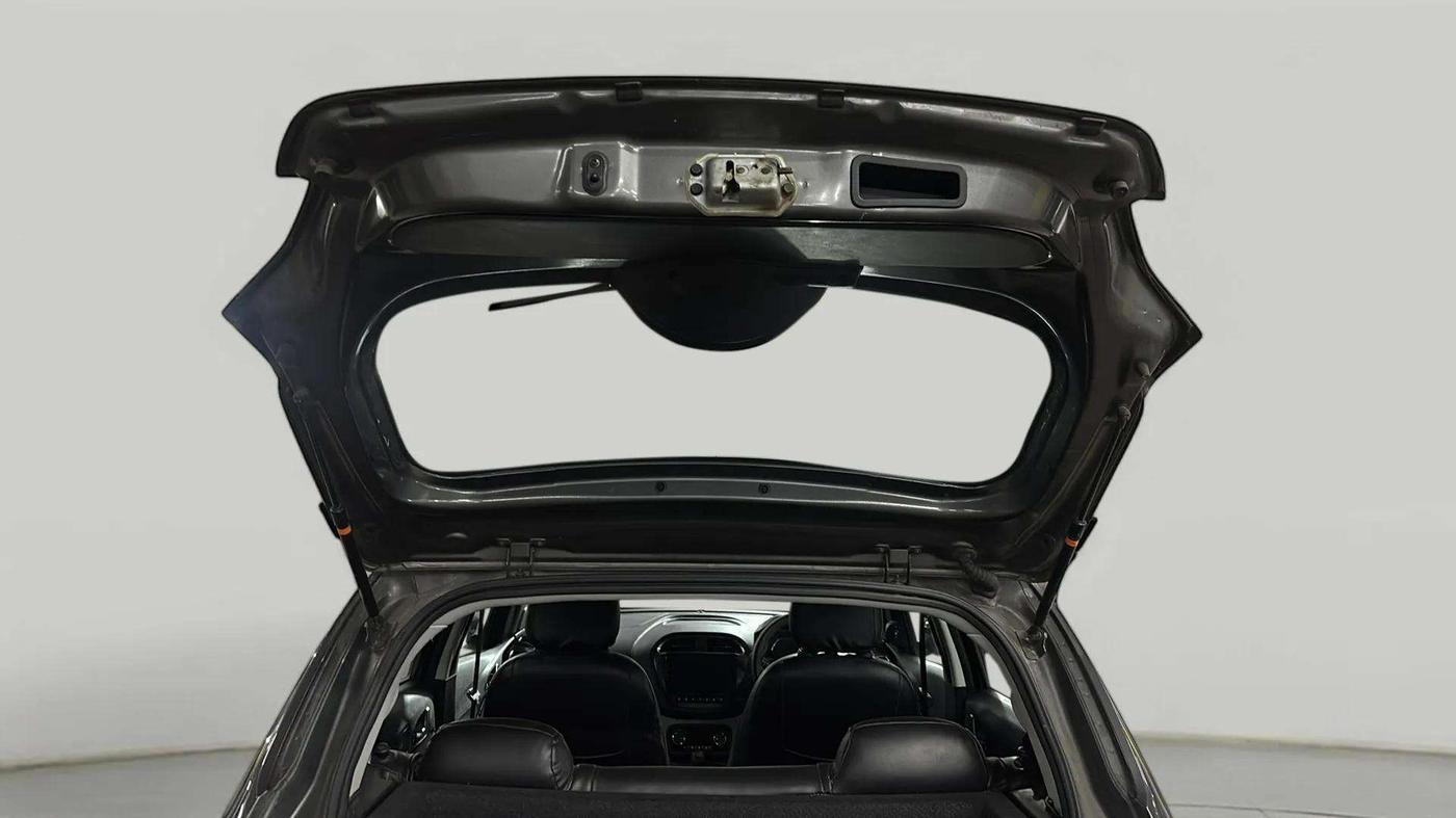 2020 Tata Tiago XZ PLUS PETROL, Petrol, Manual, 29,057 km, Boot Door Open