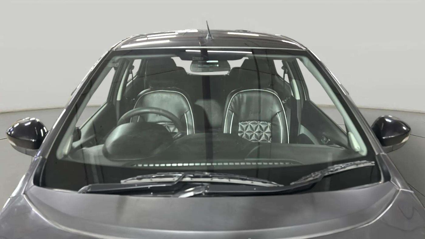 2020 Tata Tiago XZ PLUS PETROL, Petrol, Manual, 29,057 km, Front Windshield