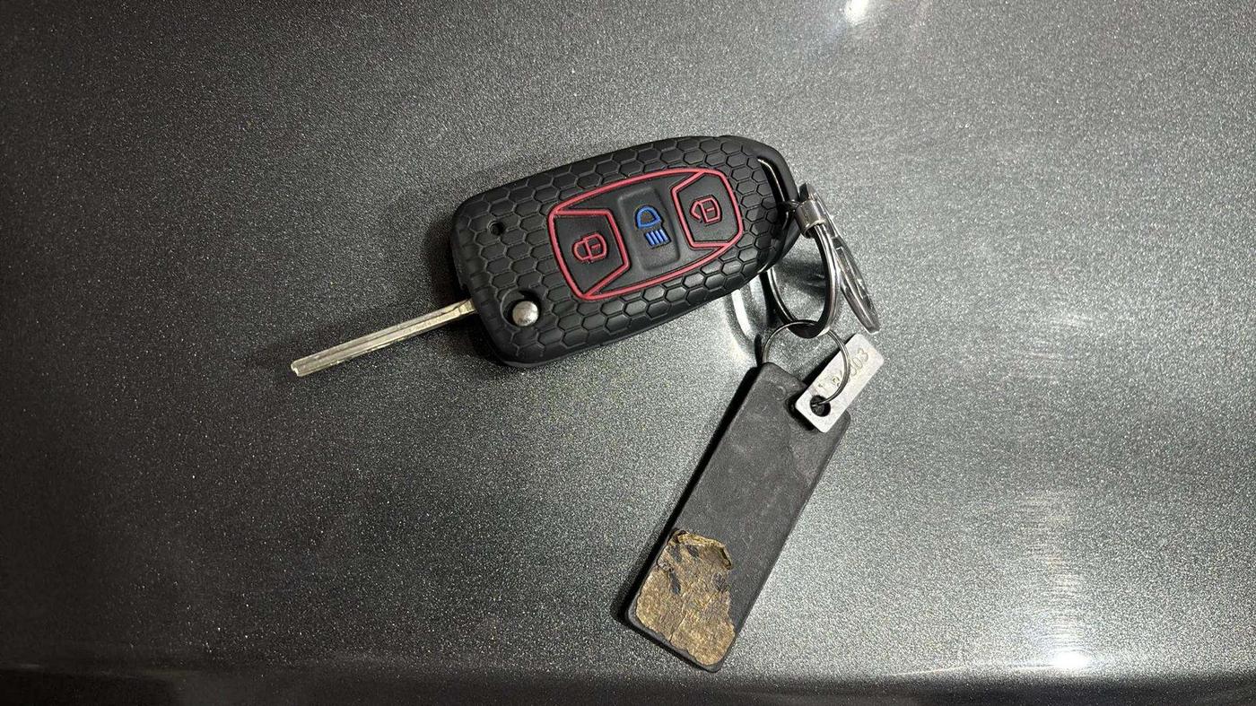 2020 Tata Tiago XZ PLUS PETROL, Petrol, Manual, 29,057 km, Key Close Up