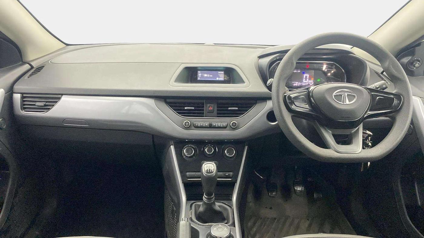 2022 Tata NEXON XM PETROL, Petrol, Manual, 13,492 km, Dashboard