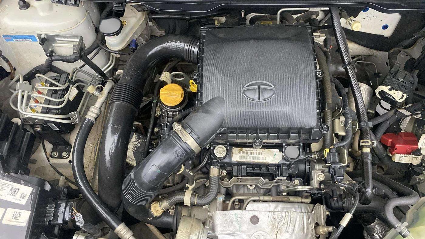 2022 Tata NEXON XM PETROL, Petrol, Manual, 13,492 km, Engine View