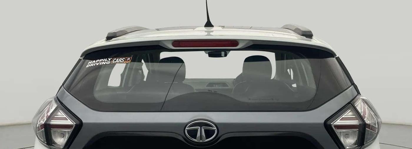 2022 Tata NEXON XM PETROL, Petrol, Manual, 13,492 km, Rear Windshield