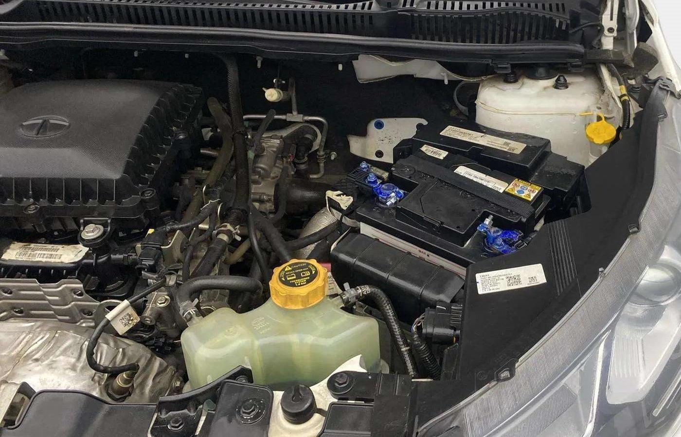 2022 Tata NEXON XM PETROL, Petrol, Manual, 13,492 km, Engine View - Left