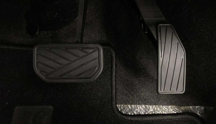 2024 Maruti S PRESSO VXI PLUS (O) AMT, Petrol, Automatic, 5,938 km, Pedals