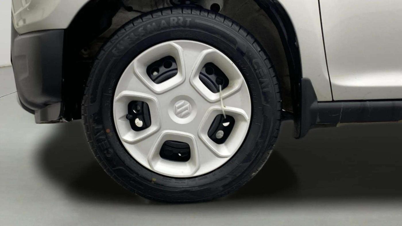 2024 Maruti S PRESSO VXI PLUS (O) AMT, Petrol, Automatic, 5,938 km, Left Front Wheel