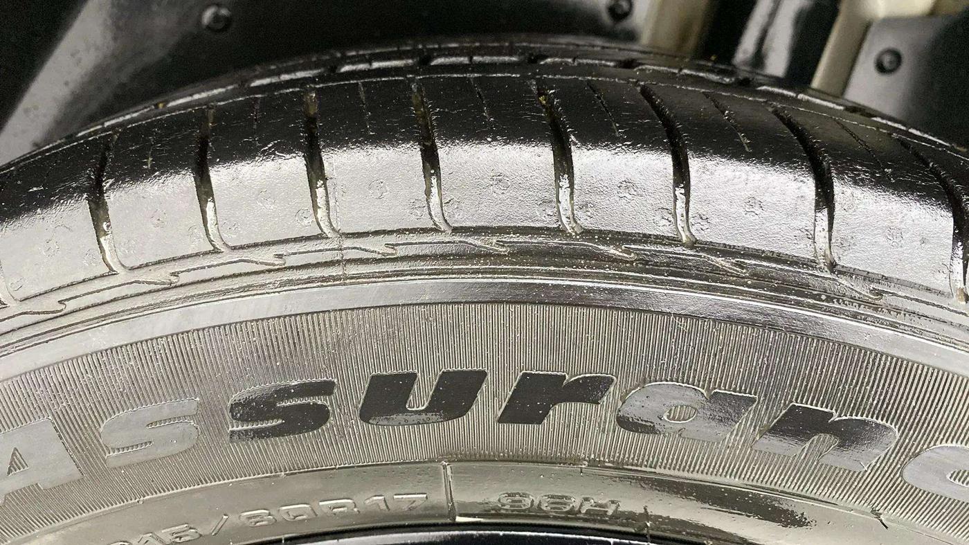 2020 MG HECTOR SHARP 1.5 DCT PETROL, Petrol, Automatic, 35,778 km, Left Rear Tyre Tread